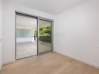 Недвижимость Three-room apartment in the center: 3