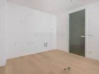 Недвижимость Three-room apartment in the center: 5