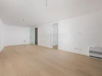 Недвижимость Three-room apartment in the center: 21