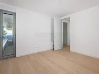 Недвижимость Three-room apartment in the center: 2