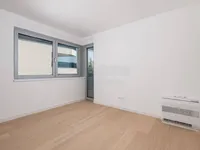 Недвижимость Three-room apartment in the center: 4