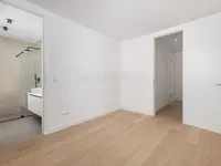 Недвижимость Three-room apartment in the center: 22