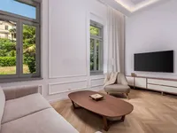 Недвижимость Three-room apartment in the center: 6