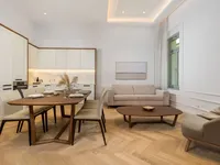 Недвижимость Three-room apartment in the center: 14