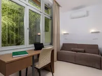 Недвижимость Three-room apartment in the center: 17