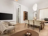 Недвижимость Three-room apartment in the center: 26