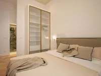 Недвижимость Three-room apartment in the center: 1