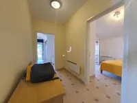 Недвижимость Three-room apartment in the city center: 9