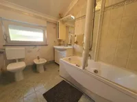 Недвижимость Three-room apartment in the city center: 18