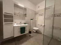 Недвижимость Three-room apartment in the center: 11