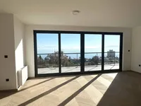 Недвижимость Трёхкомнатная квартира в центре: 4