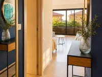 Недвижимость Two-room apartment in the center: 7