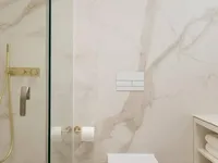 Недвижимость Трехкомнатная квартира в центре: 3