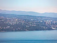 Недвижимость Трехкомнатная квартира, Центр: 7