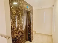 Недвижимость Четырехкомнатная квартира : 11