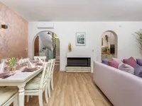 Недвижимость Многоквартирный дом Вепринац: 2