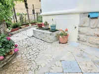 Недвижимость Two-room apartment Downtown: 2