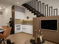 Недвижимость Трёхкомнатная квартира в центре: 12