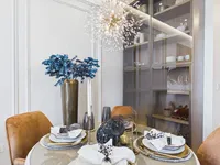Недвижимость Three-room apartment in the city center: 8