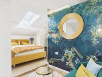 Недвижимость Three-room apartment in the city center: 12