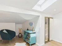 Недвижимость Three-room apartment in the city center: 15