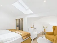 Недвижимость Three-room apartment in the city center: 16
