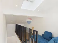 Недвижимость Three-room apartment in the city center: 23