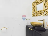 Недвижимость Three-room apartment in the city center: 25