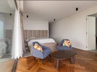 Недвижимость Four-room apartment in the center: 8