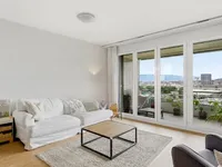 Недвижимость Apartment 5 rooms: 1