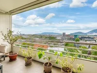 Недвижимость Apartment 5 rooms: 2