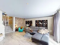 Недвижимость Row house 7 rooms: 1