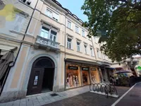 Недвижимость Трехкомнатная квартира, центр: 11