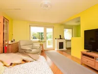 Недвижимость House with a terrace in the Rouge Valley.: 3