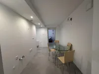 Недвижимость Three-room apartment in Izola: 12
