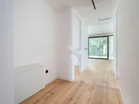 Недвижимость Четырехкомнатная квартира Бежиград: 69