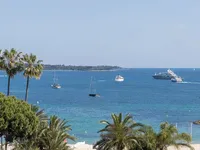 Недвижимость Villa Croix des Gardes: 1