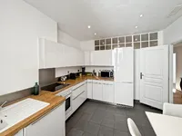 Недвижимость Property: Residence  
Location: Cannes, Centre-ville  

Residence Cannes Centre: 3