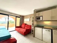 Недвижимость Property Type Cannes La Bocca: 4