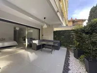 Недвижимость Villa Californie: 2
