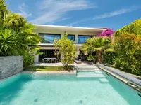 Недвижимость Villa Petit Juas: 1