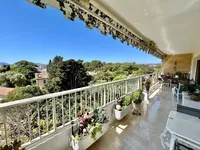 Недвижимость Villa Cannes République: 1
