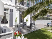 Недвижимость Villa Petit Juas: 2