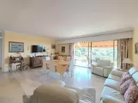 Недвижимость Villa Croix des Gardes: 2
