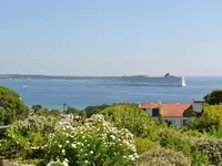 Недвижимость Villa Croix des Gardes: 1