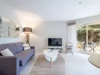 Недвижимость Property Type: Villa
Location: Malibu, California: 2