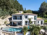 Недвижимость Villa Croix des Gardes: 1
