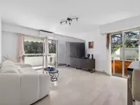 Недвижимость Residence République: 1