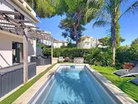 Недвижимость Villa Petit Juas: 1