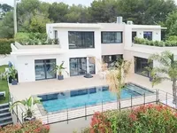 Недвижимость Villa Croix des Gardes: 2